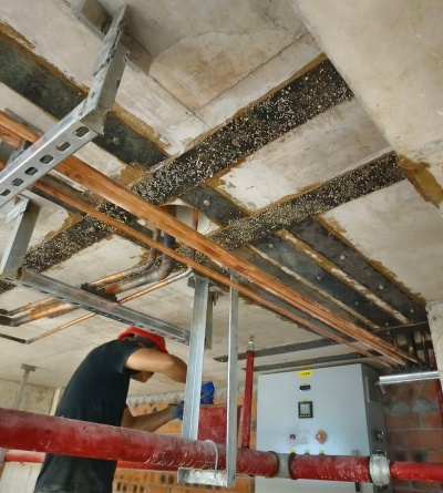 娄底楼板开洞粘钢加固补强案例