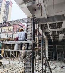 华城都市广场改造灌注包钢加固工程案例